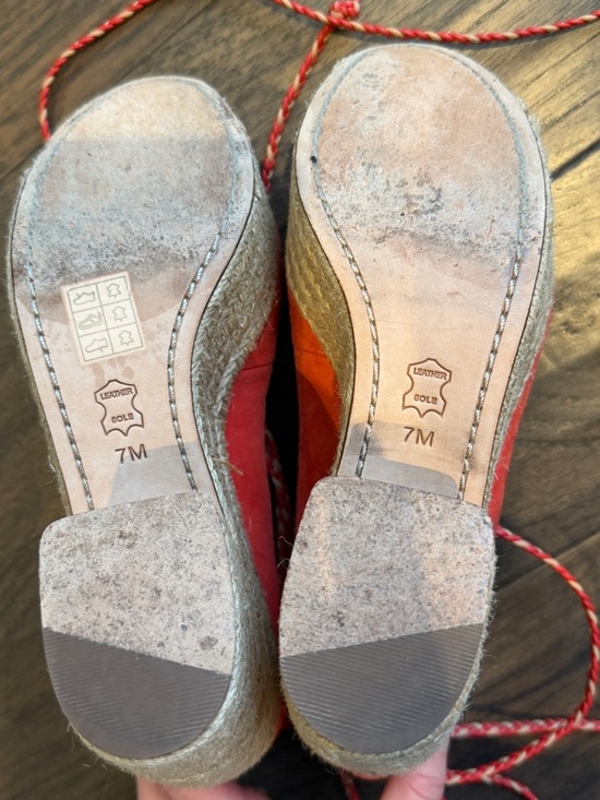 Tory Burch Red Suede Lace-Up Platform Heels - Picture 6 of 6
